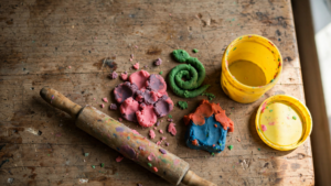 Play-Doh: How a Wallpaper Cleaner Became America’s Favorite Creative Toy Play-Doh: How a Wallpaper Cleaner Became America’s Favorite Creative Toy