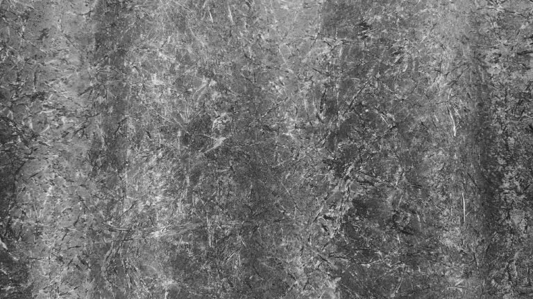 pixabay-cracked-plaster-walls-how-to-tell-when-a-patch-wont-be-e