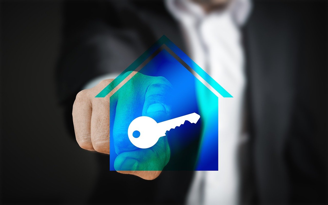pixabay-how-to-share-smart-home-access-with-family-and-roommates