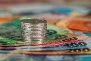 How to Start an Emergency Fund, Even If You Can Only Save a Little pixabay-how-to-start-an-emergency-fund-even-if-you-can-only-save-a