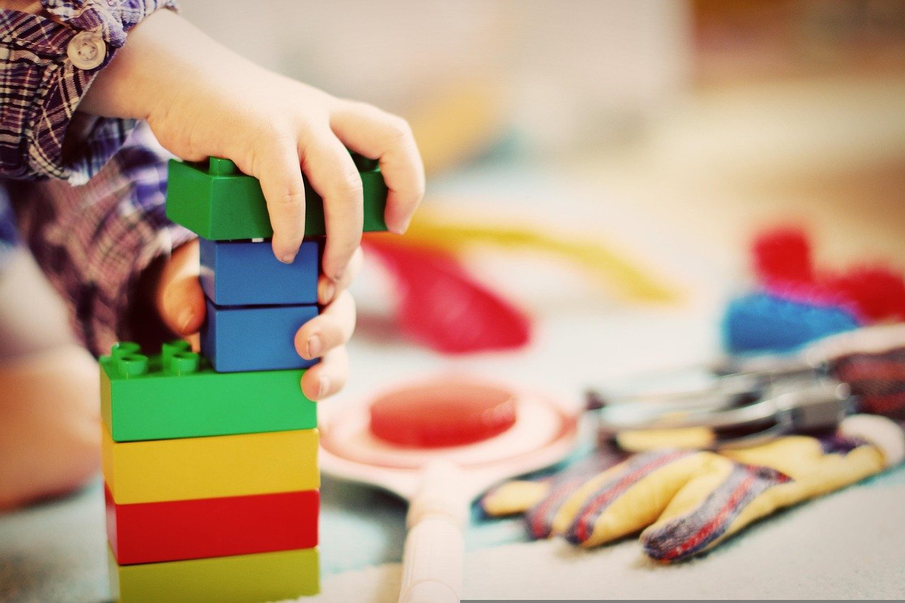 pixabay-pass-it-on-how-toy-libraries-donation-drives-and-repair-hu
